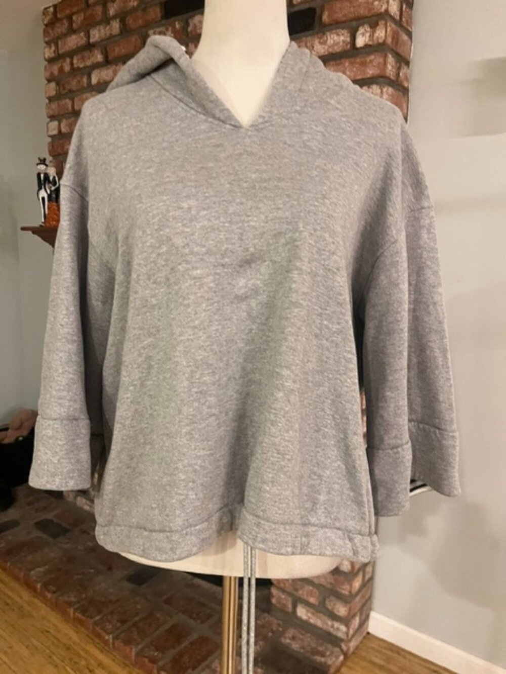 Theory $215 SS Hooded Tee in Stripe Terry